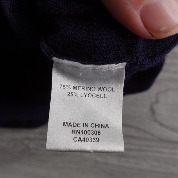 Peter Millar Merino Wool Lyocell Sweater Men's Large Navy V-Neck Pullover - Picture 8 of 8